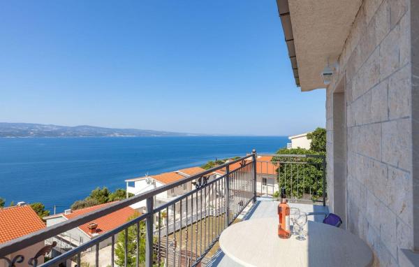 Apartments Ana, Buchen Sie Ferienwohnung Hotels in Gespanschaft Split-Dalmatien mit Parkplatz, Parkplätze