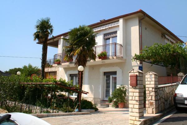 Apartment Novi Vinodolski 2350a, Réserver Appartement Hôtels à Kvarner avec parking, Parking