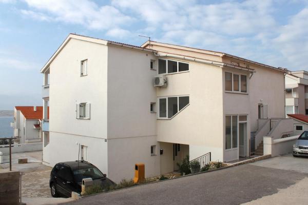 Apartments by the sea Vidalici, Pag - 9415, Réserver Appartement Hôtels à Kvarner avec parking, Parking