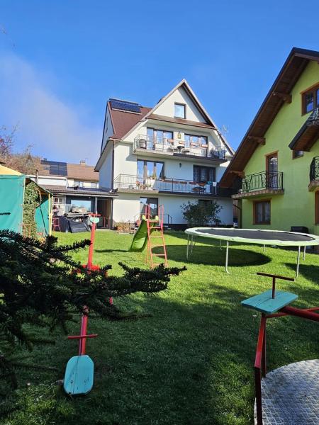 Pod Cisowcem, Buchen Sie Privatzimmer Hotels in Kleinpolen mit Parkplatz, Parkplätze