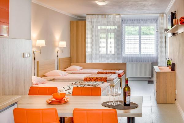Apartements Studio 964, Reserva ahora Hotel Líbeznice Bohemia Central