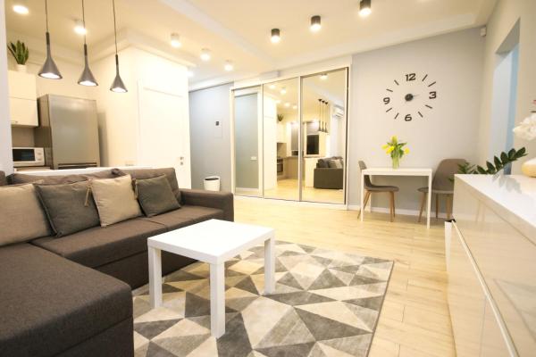 Inn Home Apartments - Ocean Plaza area, Buchen Sie Ferienwohnung Pecherskyj Kiew