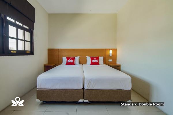 ZEN Rooms Basic Kupang Baru