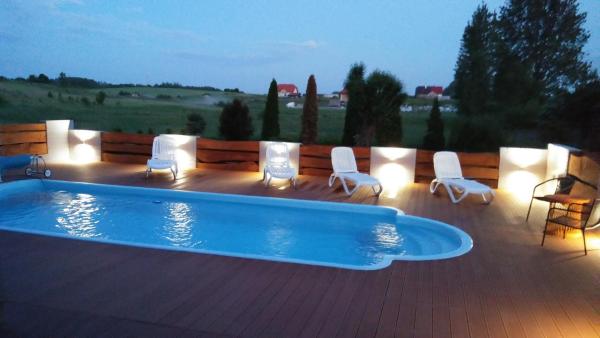 Pensjonat pod Kasztanem, Prenota Bed & breakfast Hotel a Varmia-Masuria con piscina, Piscina