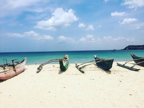 DockYard Inn-Trincomalee Mini-Hotel
