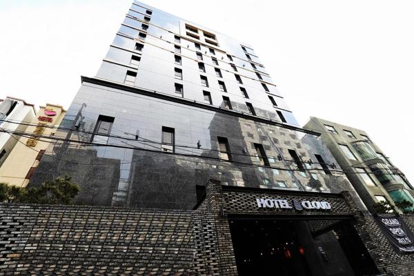 hotel U