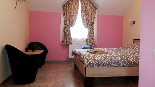 Hotel, Buchen Sie Hotel Hotels in Oblast Dnipropetrowsk mit Parkplatz, Parkplätze