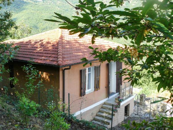 Holiday Home Serena - COX100 by Interhome, Buchen Sie Ferienhaus Günstige Hotels in Blumenriviera