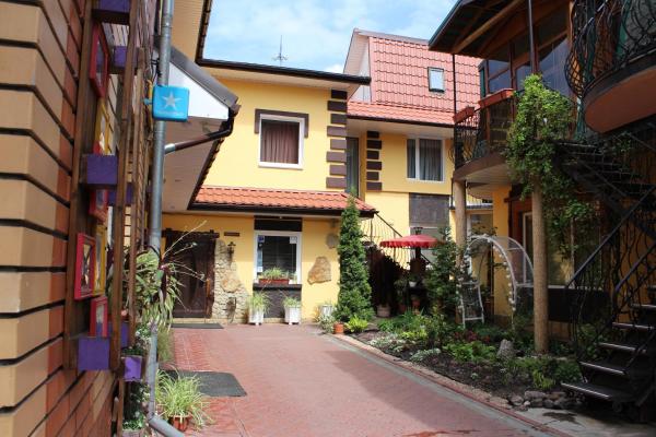 Ideal Hotel, Buchen Sie Hotel Hotels in Teterivka mit Parkplatz, Parkplätze