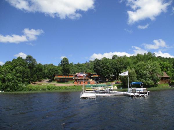 AJs Lodge and Oven, Buchen Sie Lodge Bergland Michigan