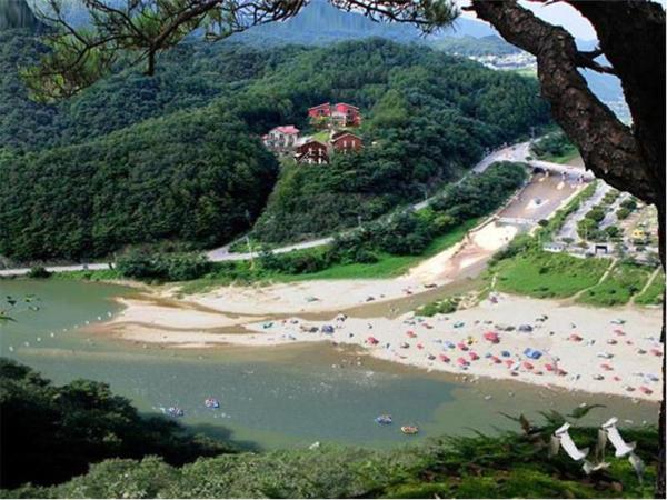 Heidi Korea, Prenota Casa vacanze Hotel a Gangwon-Do con piscina, Piscina