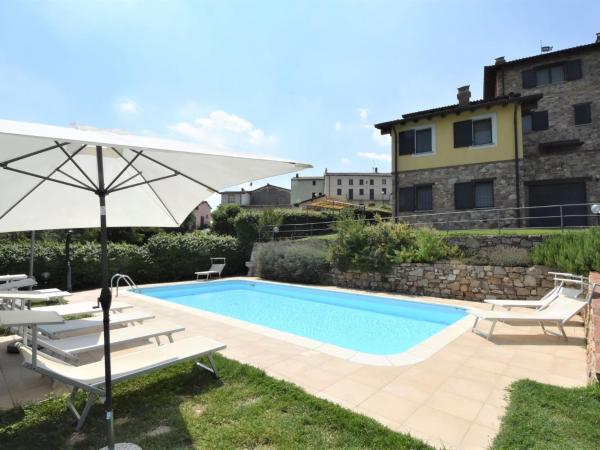 Holiday Home La Corte Bricca - Casetta by Interhome, Prenota Casa vacanze Castana Lombardia