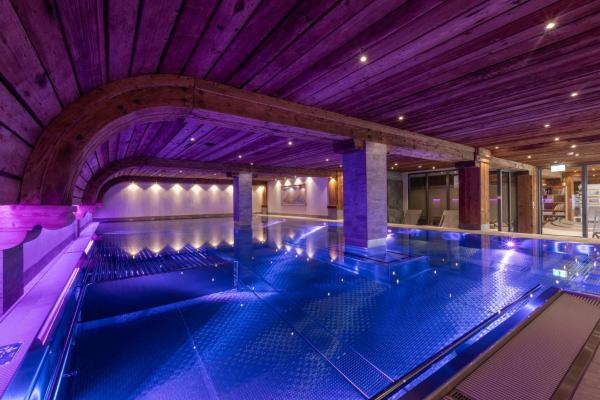 Arca Aparthotel & Spa, Prenota Hotel Hotel con piscina a Canton Vallese, Piscina