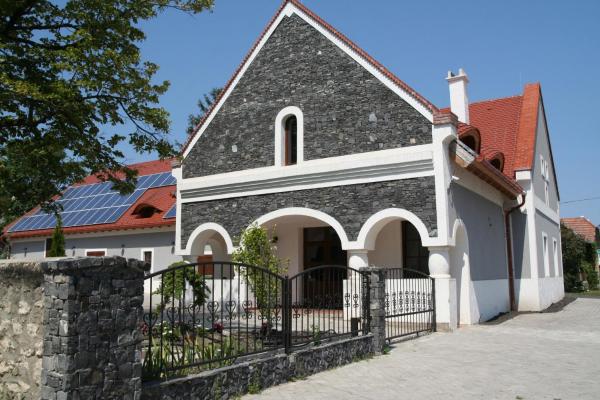 BASALTINA PANZIó, Reserva ahora Hotel Balatonederics Veszprem