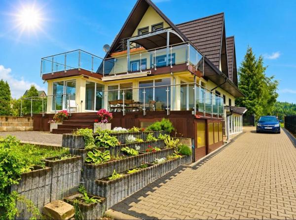 Villa Mango, Buchen Sie Ferienwohnung Hotels in Kleinpolen mit Parkplatz, Parkplätze