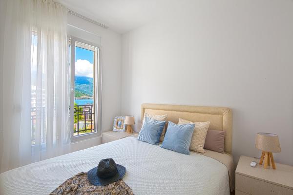 Chiron Apartments, Book Apartment Budva 