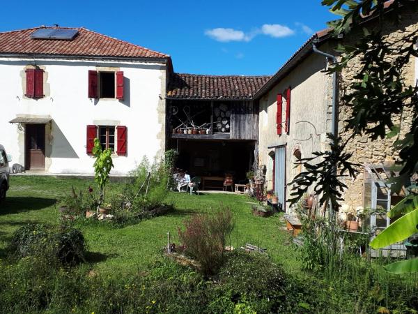 Clèdes, Réserver Séjour chez l'habitant Clèdes 