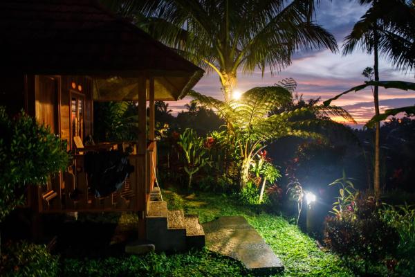 Wina Wani Bungalows Tetebatu, Buchen Sie Privatzimmer Hotels in Lombok mit Parkplatz, Parkplätze