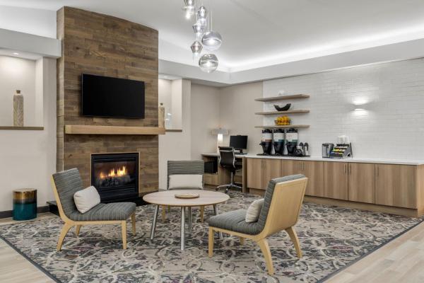 Residence Inn by Marriott Chicago Naperville/Warrenville, Buchen Sie Hotel Hotels mit Pool in Illinois, Schwimmbad