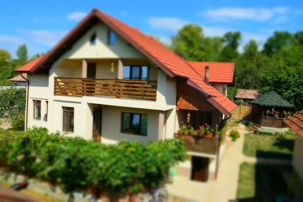 Casa Smeilor Horezu, Prenota Affittacamere Horezu 