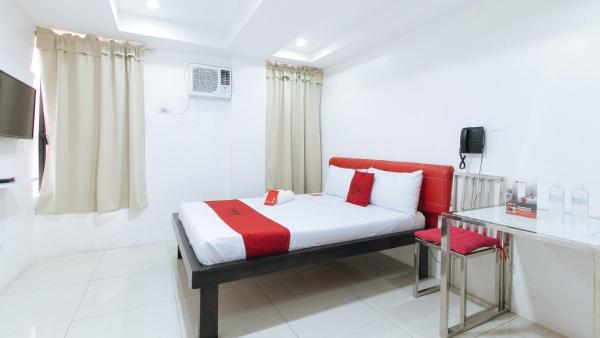 RedDoorz at DBuilders Rooms Bangkal Makati, Prenota Hotel Hotel economici a Luzon