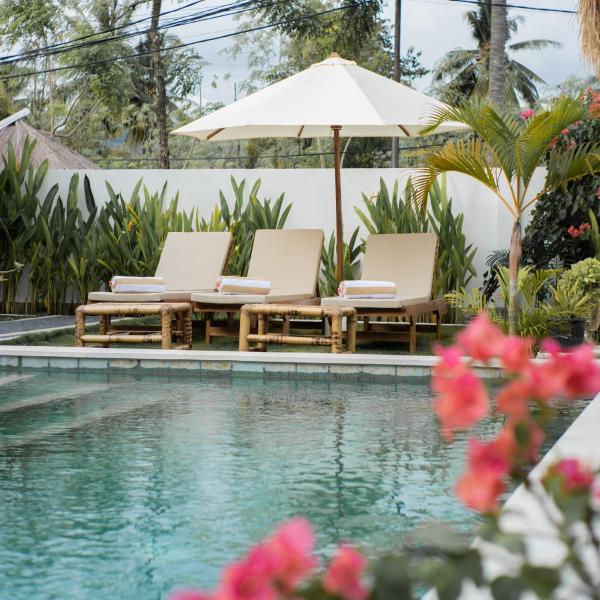 Nucifera Kuta Lombok, Buchen Sie Privatzimmer Hotels in Lombok mit Parkplatz, Parkplätze