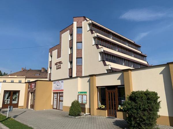 HOTEL SAN, Buchen Sie Hotel Günstige Hotels in Trnavský kraj