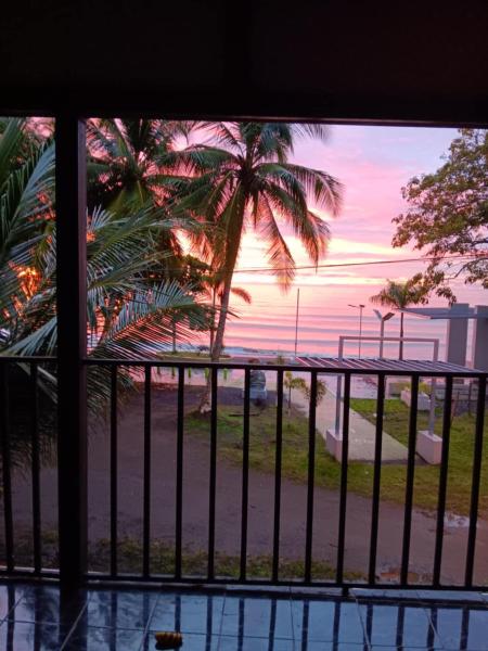 Sunrise Inn, Prenota Locanda Mini-hotel a Chiriqui, Locanda