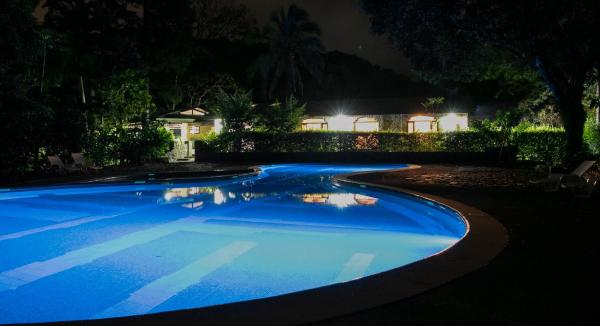Malekus Mountain Lodge, Prenota Hotel Hotel a Alajuela con piscina, Piscina