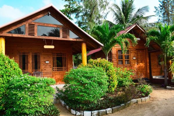 Mithra Paradise Beach Hotel, Reserva ahora Hotel Hoteles en Trincomalee con aparcamiento, Aparcamiento