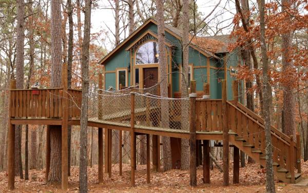 The Grand Treehouse Resort, Buchen Sie Hotel Eureka Springs 