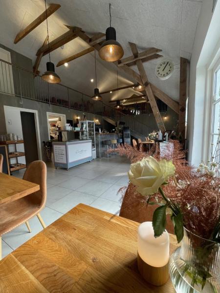B & B Gødstrup - cafe og restaurant Den Gamle Stald
