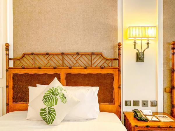 Feliz Hotel Boracay