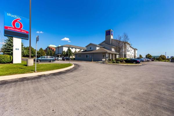 Studio 6 Toronto - Mississauga with Kitchenettes, Buchen Sie Hotel Mississauga Greater Toronto Area