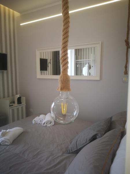 Spider Rooms, Buchen Sie Pension Hauptbahnhof Neapel