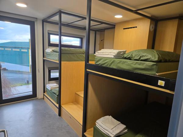 Los Tres Abetos, Buchen Sie Hostel Günstige Hotels in Galicien