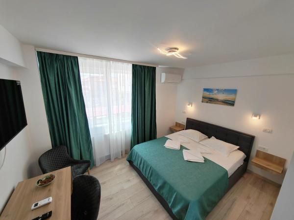 Casa BEYAZ, Prenota Affittacamere Hotel a Constanta con parcheggio, Parcheggio