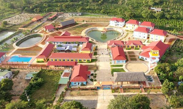 Nhà May Mắn Krông Nô - Đăk Nông, Buchen Sie Campingplatz Hotels mit Pool in Dak Lak, Schwimmbad