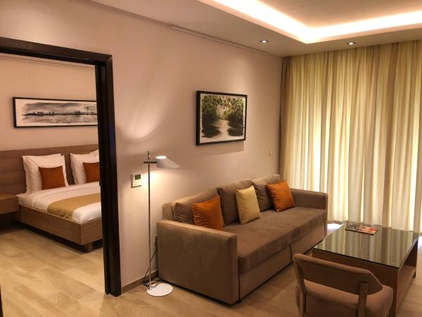 Hotel Elais Kinshasa, Prenota Hotel Hotel a Kinshasa con parcheggio, Parcheggio