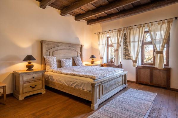 Casa Schmidt, Prenota Affittacamere Criţ 