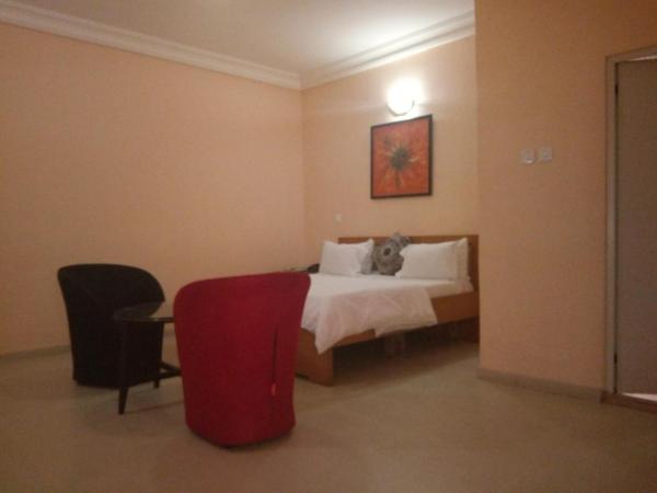 Allen Suites