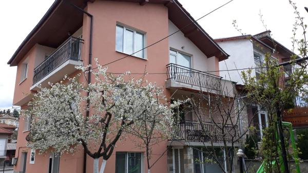 Вила Багрянови, Buchen Sie Pension Dospat Smoljan