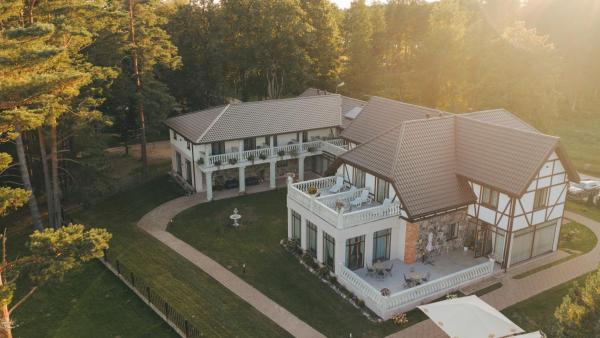 Usmas muiža, Book Hotel Usma Kurzeme
