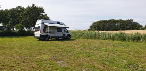 Wohnmobilstellplatz Hemenswarft an der Nordsee - Meerblick, Reserva ahora Camping Camping y glamping en Schleswig-Holstein, Camping