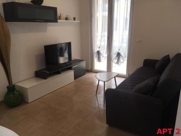 Agnese Apartments, Buchen Sie Ferienwohnung Günstige Hotels in Blumenriviera