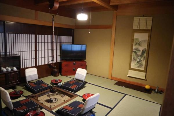Yoshiki Stay, Buchen Sie Ferienhaus Tokai Hotels mit Frühstück, Frühstück