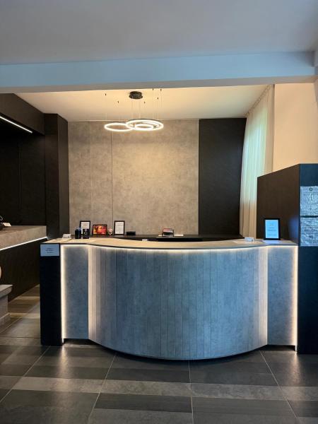 Hotel Cosmos