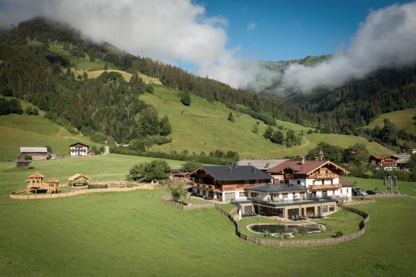 Schmiedhof Gut, Reserva ahora Apartamento Hoteles con piscina en Salzburgo, Piscina