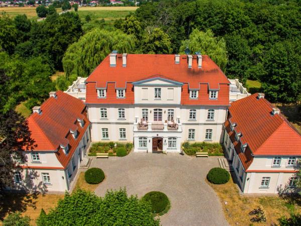 Pałac Godętowo, Prenota Bed & breakfast Leczyce Pomerania
