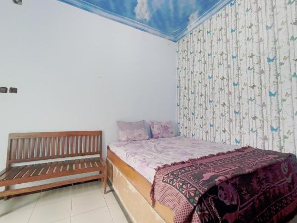 OYO 90093 Dw Hotel